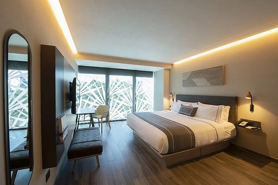 City Express Plus By Marriott Mérida Mexikó